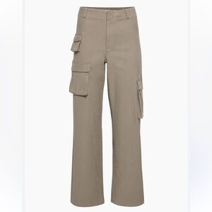 Aritzia Wilfred Free High Rise Cargo Pant in Khaki Sz 14